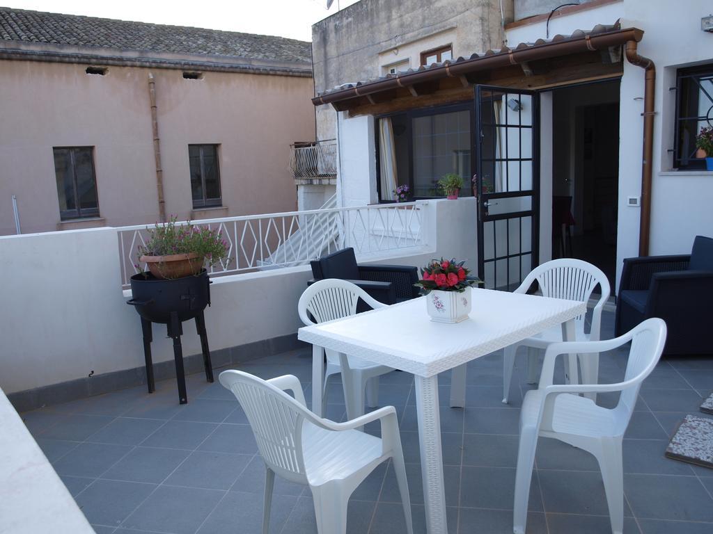 Bed and Breakfast Dafne Marsala Centro Exterior foto